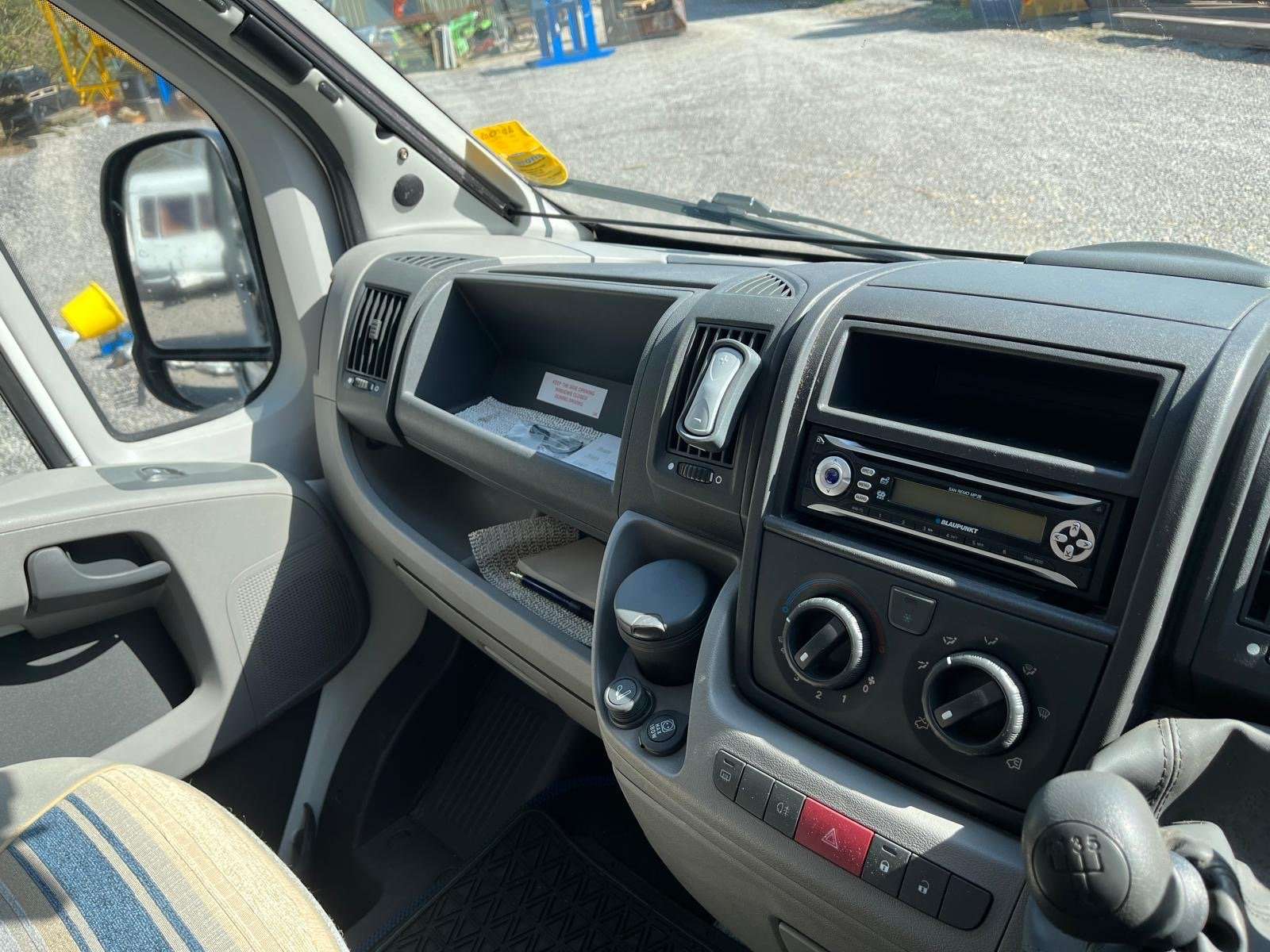 2007 Adria Twin / 2 Berth Motorhome - 19000 Miles !!! - Image 9