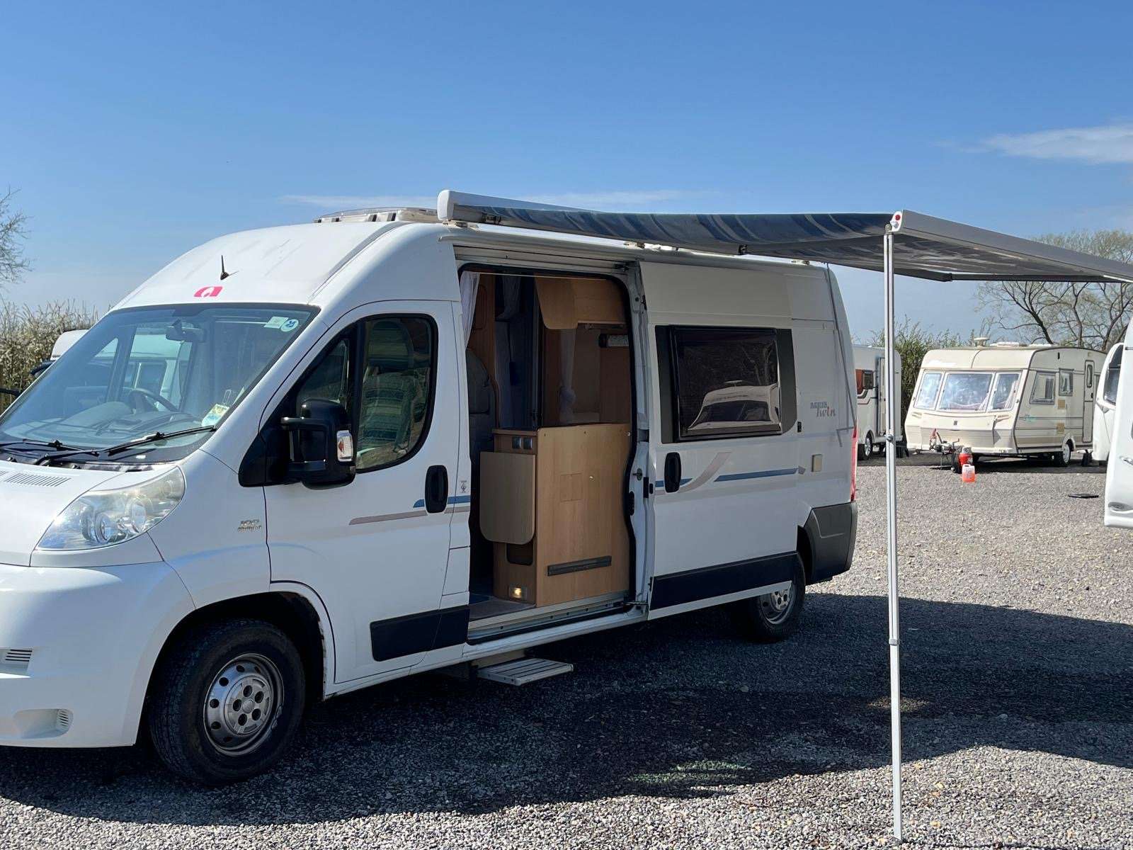 2007 Adria Twin / 2 Berth Motorhome - 19000 Miles !!! - Image 6