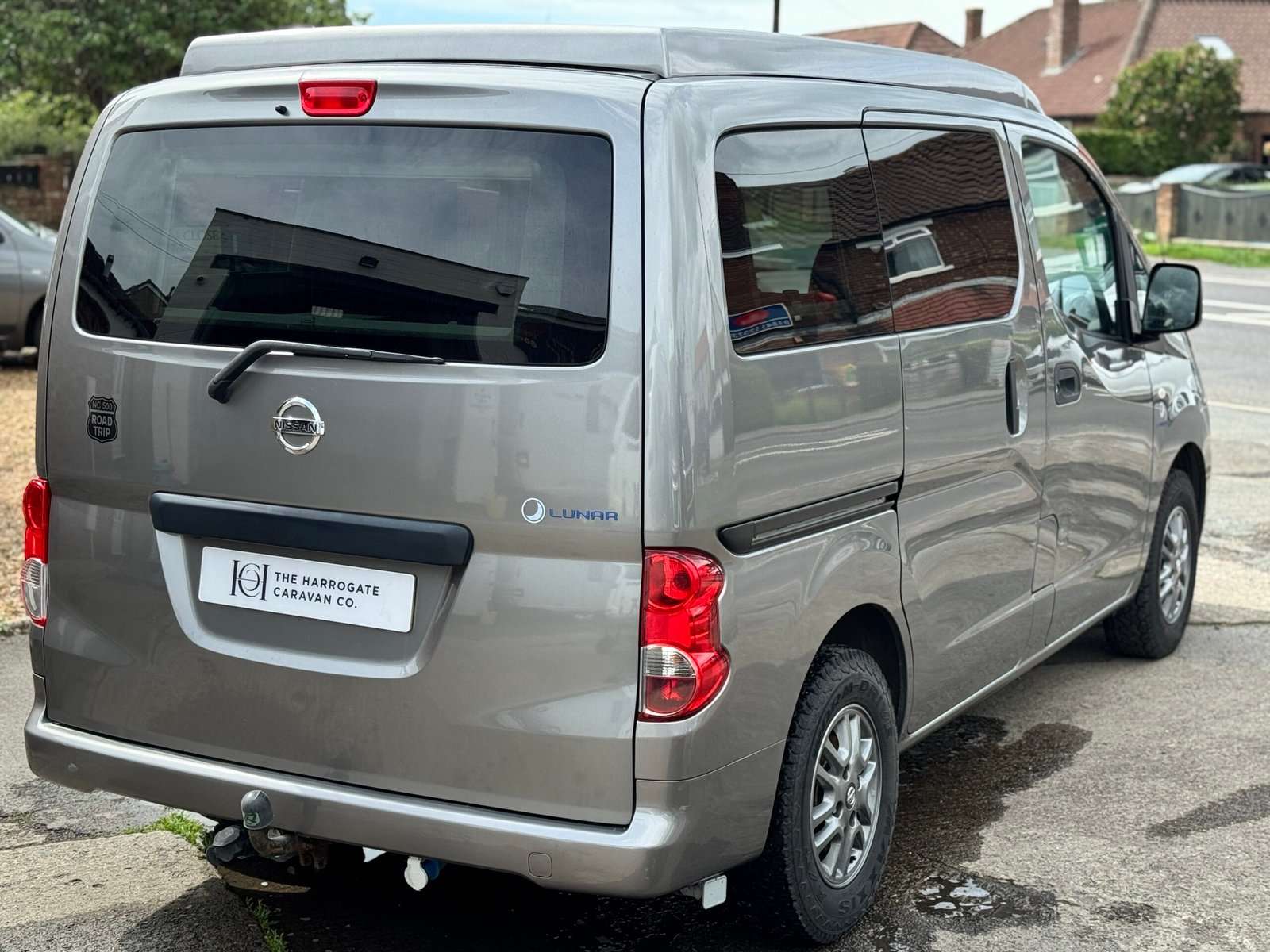 Lunar Cavanar / Nissan NV200 4 Berth Micro Campervan - Amazing Example - Image 12