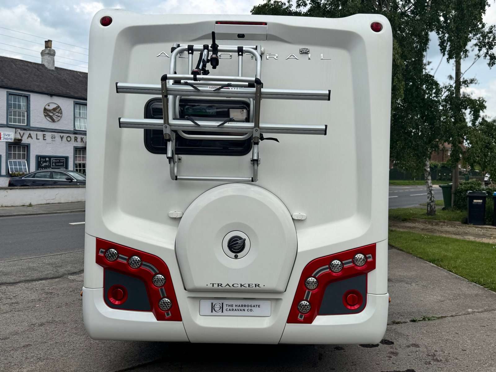 2015 Autotrail Tracker eks / 2 Berth Motorhome - Image 8