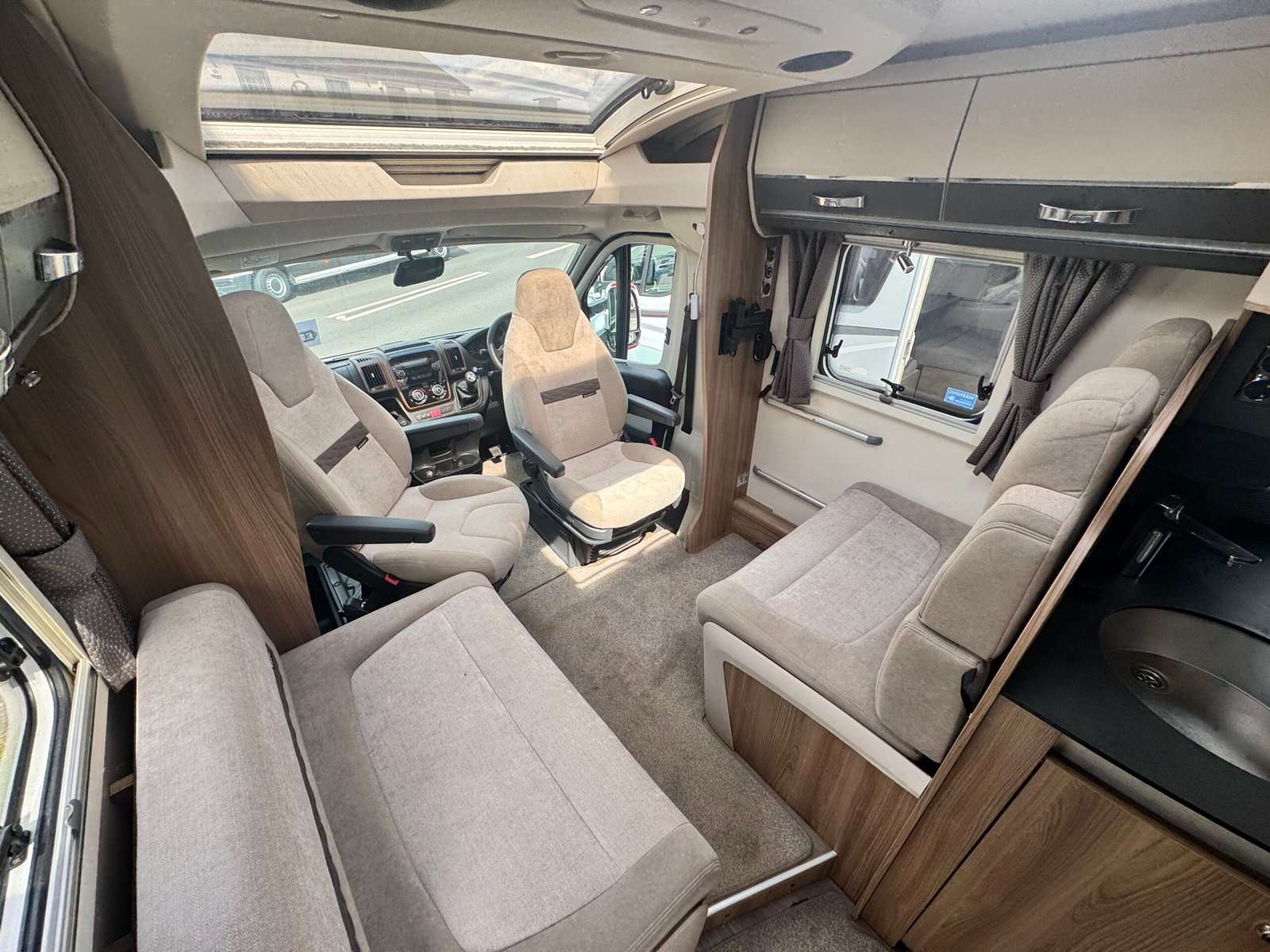 2019 Swift Kon-Tiki Sport 597 Low Line Motor Home 18000 Miles Only!! - Image 7