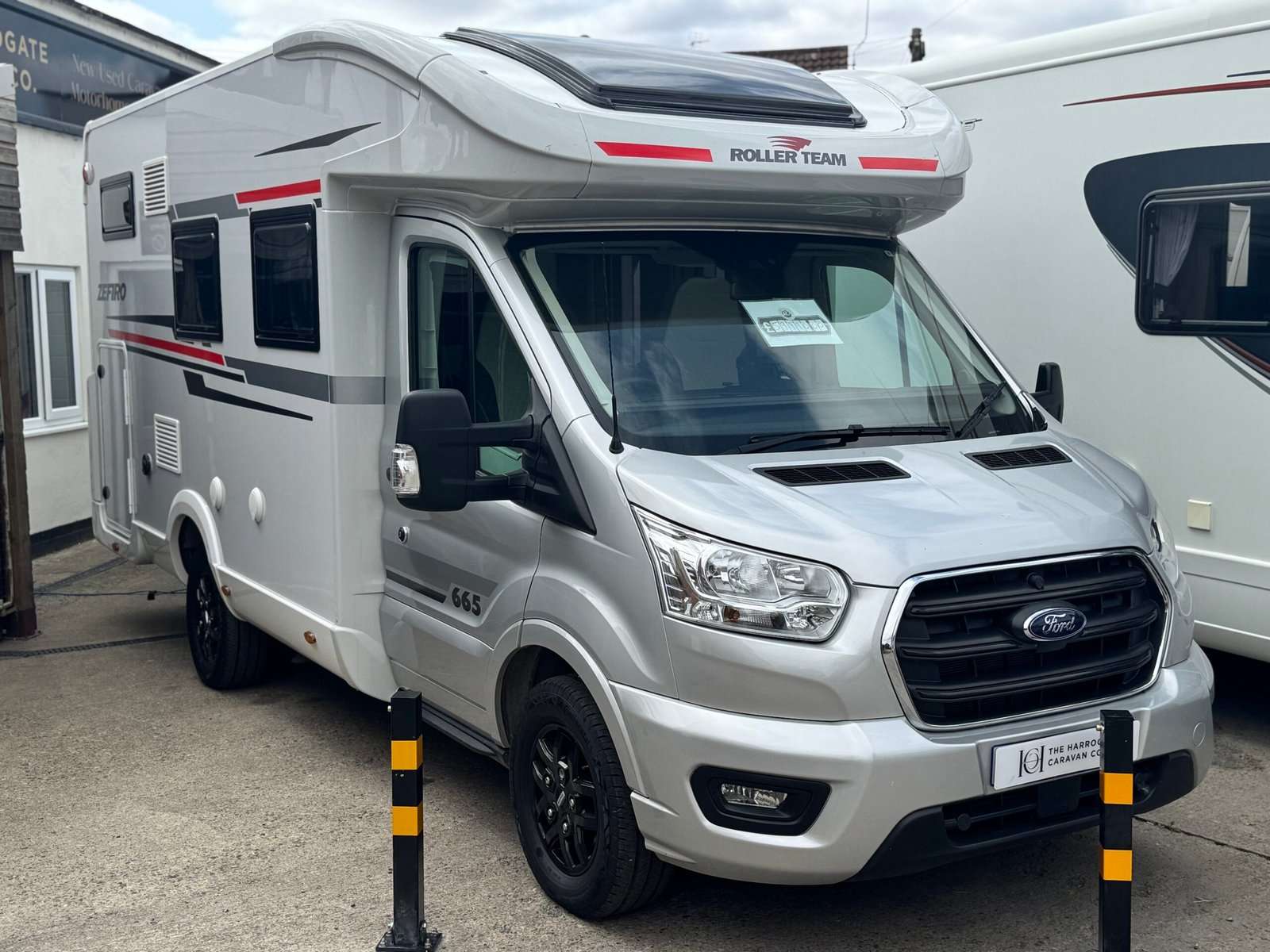 2024 Roller Team Zefiro 665 Motorhome - Image 2